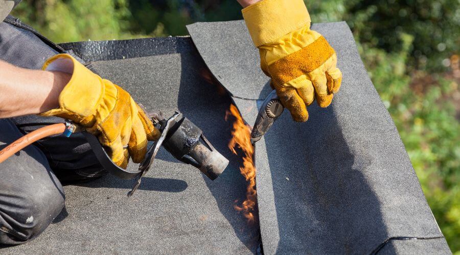 Professional flood damage restoration services in Lookeba, OK